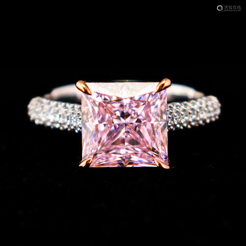 A FASHION JEWERY PINK DIAMOND STYLE RING