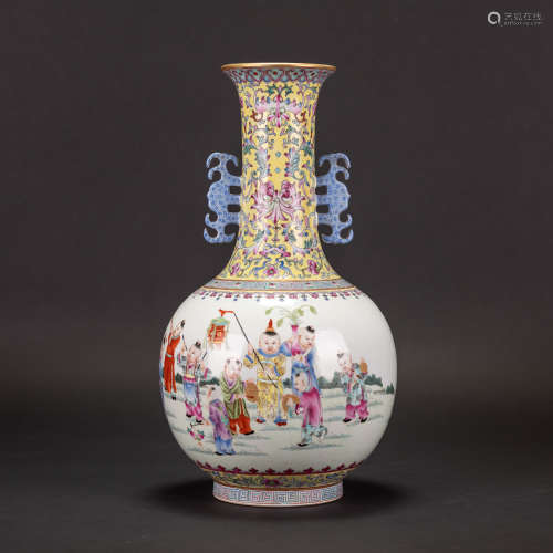 A CHINESE FAMILLE ROSE 'KIDS AND BAT' DOUBLE EAR PORCELAIN V...