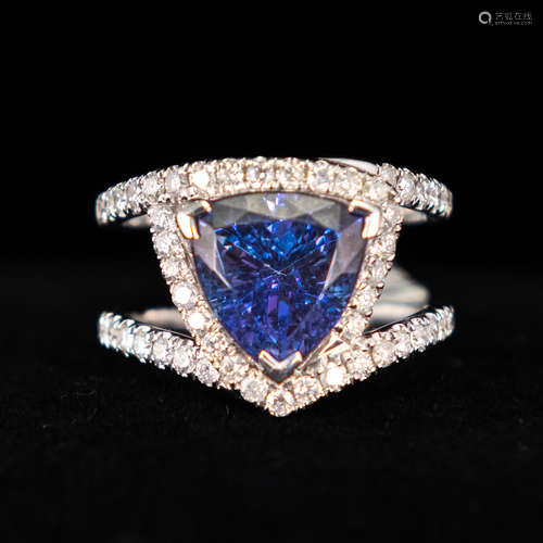 18K WHITE GOLD NATURAL TANZANITE ZOISITE AND DIAMOND RING WI...