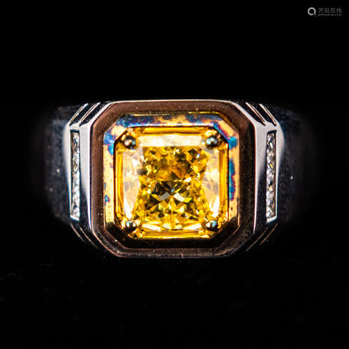 A FASHION JEWERY YELLOW DIAMOND STYLE VINTAGE RING