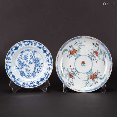 LOT OF 2, A BLUE AND WHITE DISH AND A DOUCAI DISH