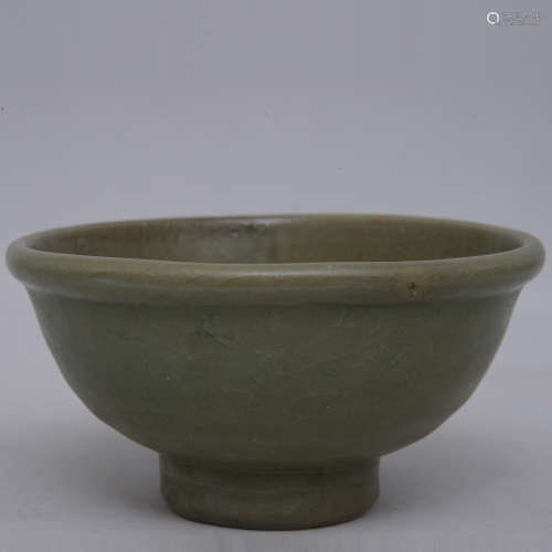 佚名 明早期 龙泉窑模印花卉纹墩式碗
