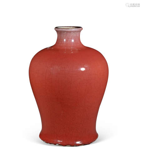 清中期 霁红釉梅瓶