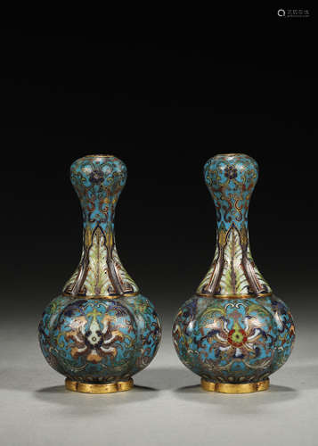 A pair of flower patterned cloisonne vases,Qing Dynasty,Chin...