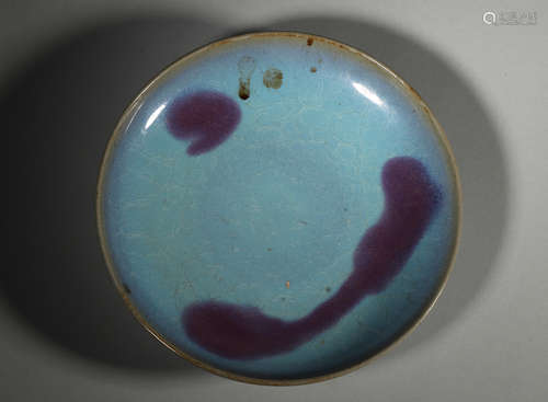 A red splashed Jun kiln porcelain plate,Song Dynasty,China