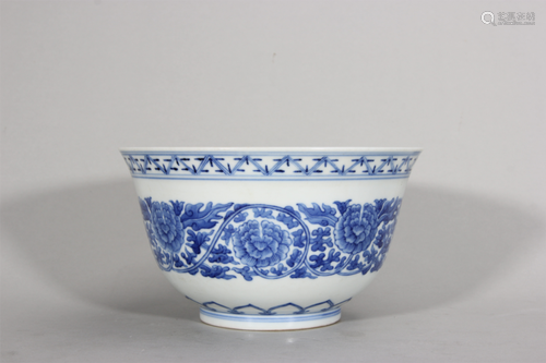 A blue and white interlocking lotus porcelain bowl,Qing Dyna...