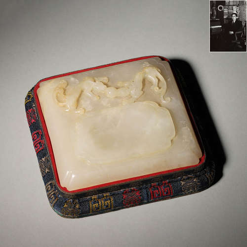 A White Jade Palette