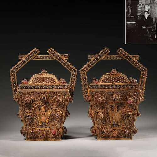 A Pair Of Gilt-Silver Boxes, Tihe