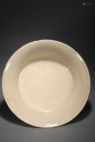 A Large Ding White-Glazed Dish