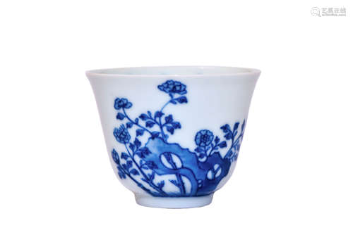 A Blue And White wucai Cup