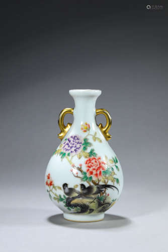 A Porcelain Famille-Rose Poem Vase