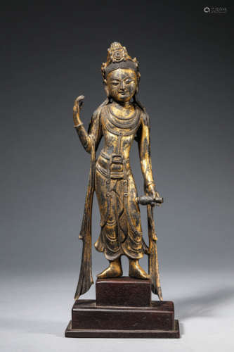 A Gilt-Bronze Avalokiteshvara Statue