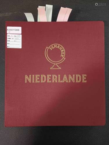 荷兰1852-1977年定位册一本