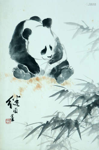 刘继卣 熊猫 设色纸本立轴
