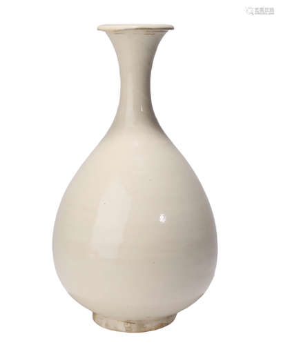 A White-Glazed Pear-Shaped Vase