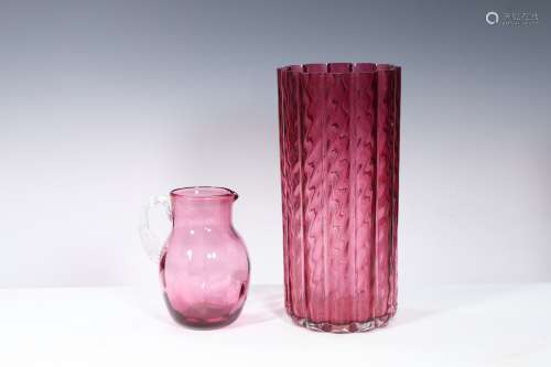 Pilgrim Cranberry Glass Optic Swirl Vase With Cranberry Pitc...