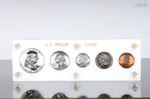 1962 US Proof Coin Set In Capitol Plastic Holder