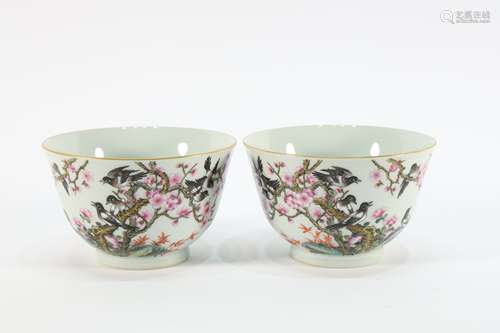 Pair of Magpie with Flower Pattern Porcelain Bowl