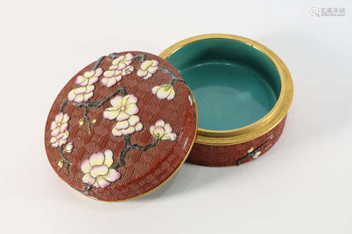 Porcelain Lacquerware Like Flower Pattern Lid Box