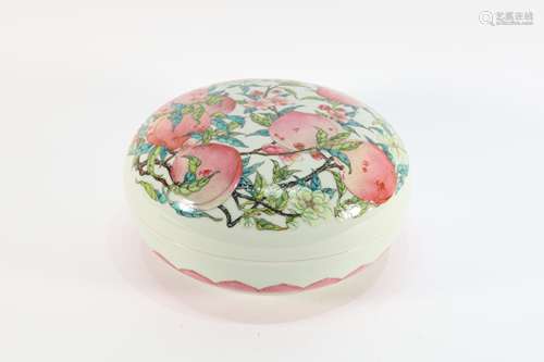 Famille Rose Peach Pattern Porcelain Round Lid Box