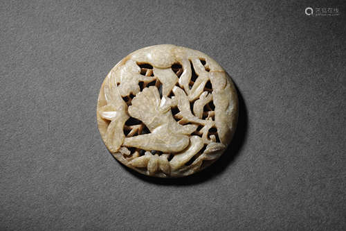 A Khotan Jade Spring Water Ornament