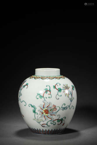 A Doucai Flower Jar, Qianlong Mark