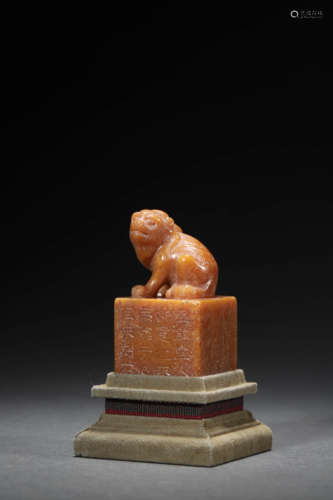 An Old Tianhuang Beast-Finial Seal