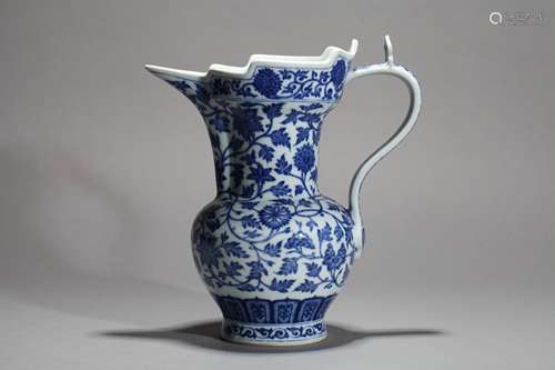 Blue and white porcelain Chinese Qing Dynasty