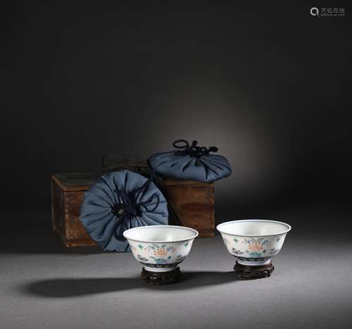 Colorful porcelain flower and bird porcelain bowl two pieces...