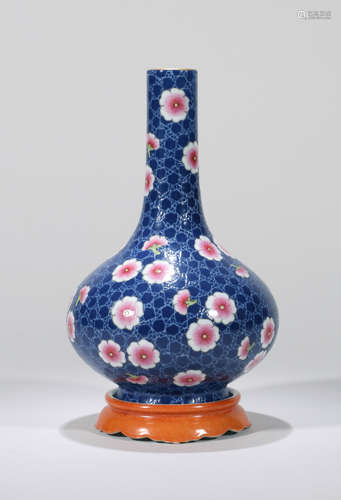 Colorful plum vase Chinese Qing Dynasty