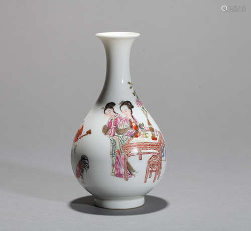 Historical figures porcelain bottles of Qing Dynasty China