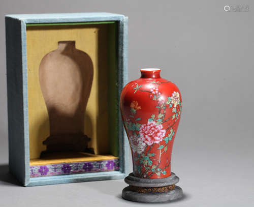 Red glazed bottles Chinese Qing Dynasty