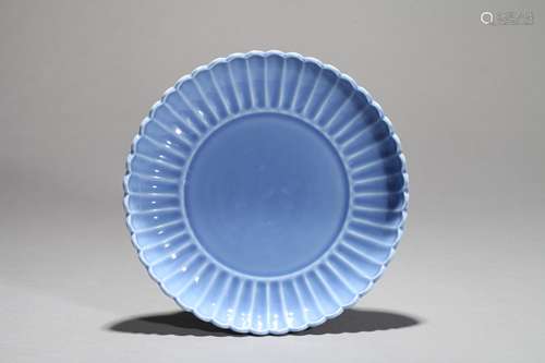 Blue petal plate Qing Dynasty