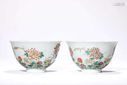 A Pair of Porcelain Famille-Rose Butterfly Bowls