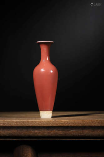 A RARE RED-GLAZED BLUSTER VASE, KANGXI MARK