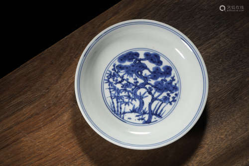 A BLUE AND WHITE BAMBOO PINE AND PRUNUS PLATE, JIAJING MARK