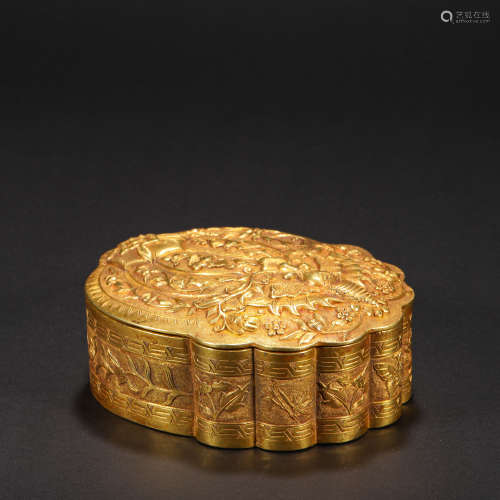 清代铜鎏金粉盒