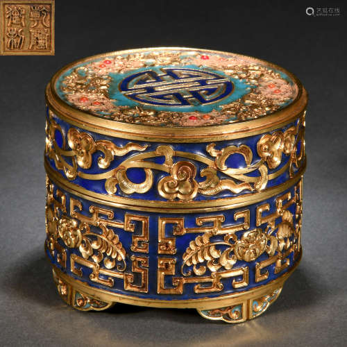 A Chinese Bronze-gilt Jar with Cover