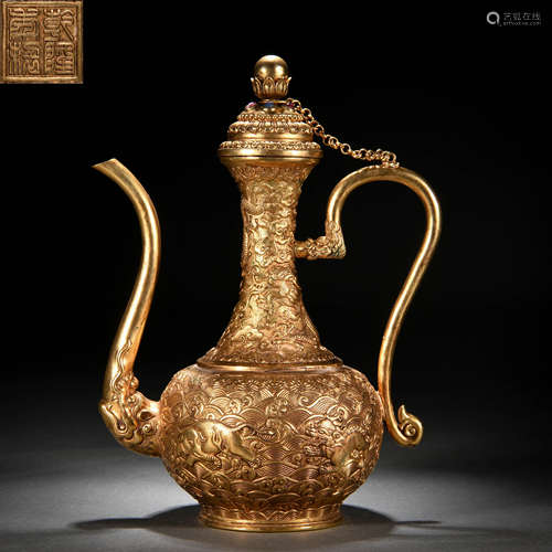 A Chinese Bronze-gilt Kettle