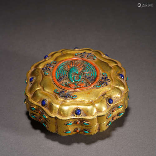 Gilt Bronze Inlaid Turquoise Carved Flower Pattern Lid Bo x