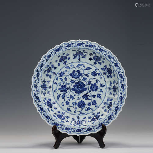 Blue and White Flower Branch Pattern Porcelain Plate