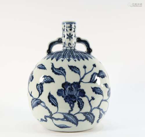 Blue and White Drawing Flower Pattern Porcelain Moon Shaped ...