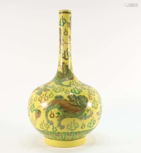 Yellow Base Drawing Beast Pattern Porcelain Vase