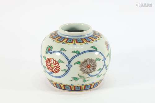 Famille Rose Drawing Flower Branch Pattern Porcelain Pot