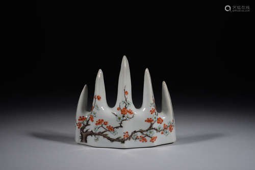 Famille Rose Plum Flower Pattern Porcelain Pen Holder