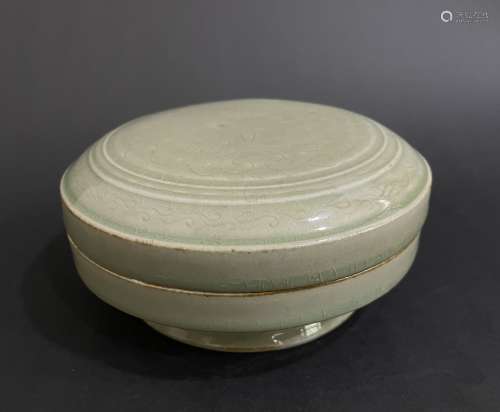 Yue Kiln Porcelain Lid Box