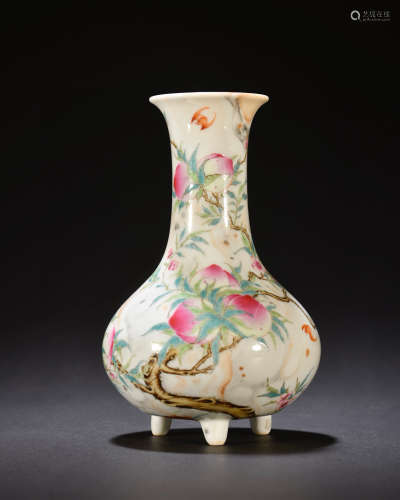 Famille Rose Flower Pattern Porcelain Vase