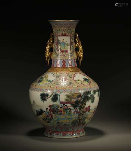 A FALANGCAI FIGURE VASE