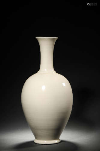 Imitation Xing Kiln White Glazer Porcelain Vase