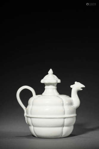 White Glaze Bird Pattern Porcelain Vase